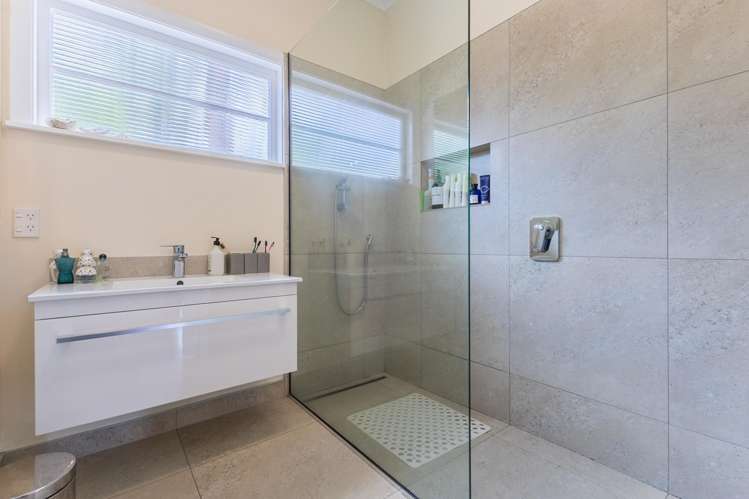 113 Manly Street Paraparaumu Beach_22