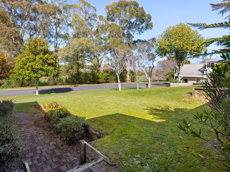 20 John Webb Drive Glenview_22