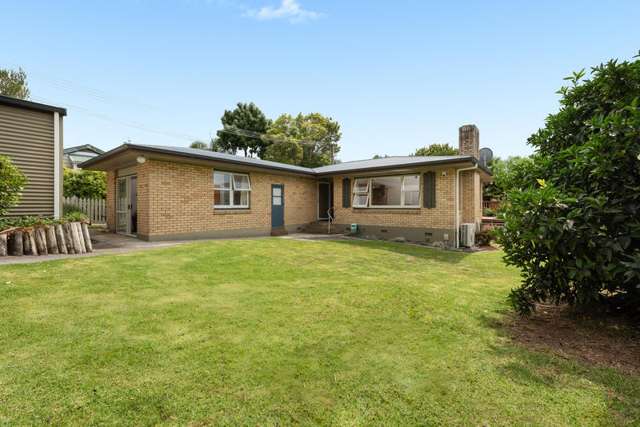 105 Sutherland Road Brookfield_1