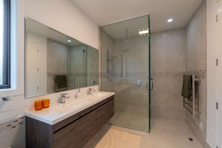 101 Hoffman Court Waikiwi_26