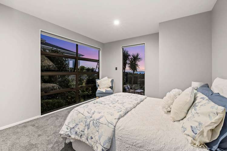 137 Alec Craig Way Gulf Harbour_9