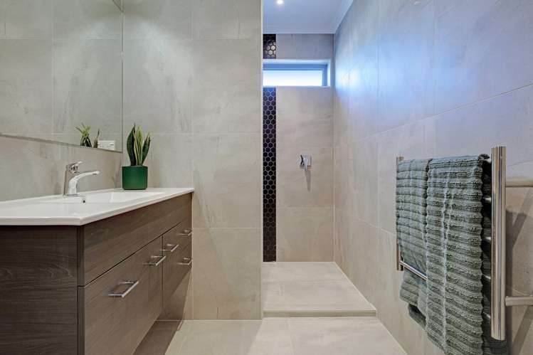 30 Bomb Point Drive Hobsonville_10