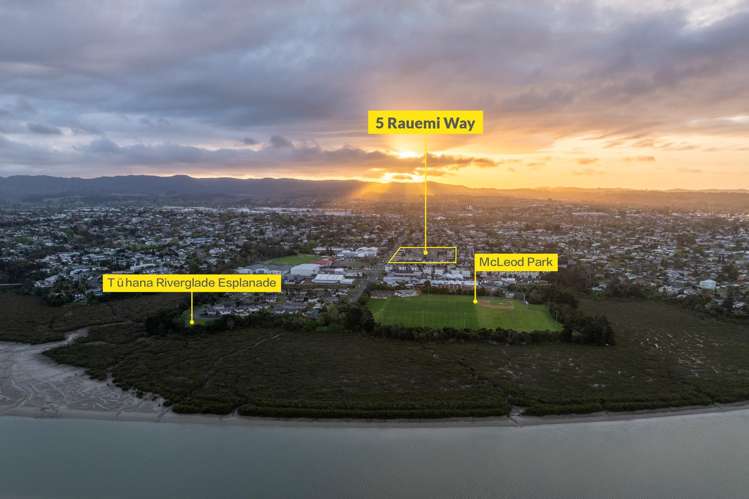 5 Rauemi Way Te Atatu South_21