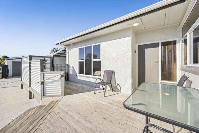 114 Glover Road Hawera_2