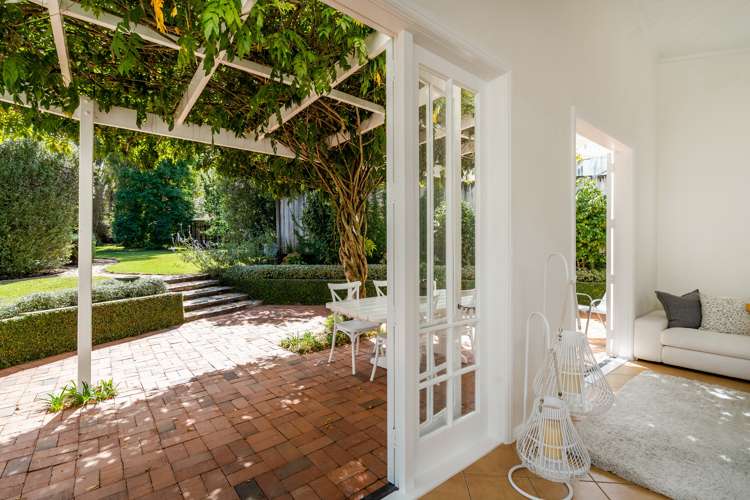 196 Queen Street Northcote Point_0