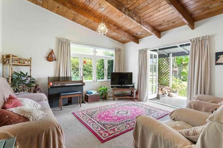 42 Parakiwai Quarry Road Whangamata_14