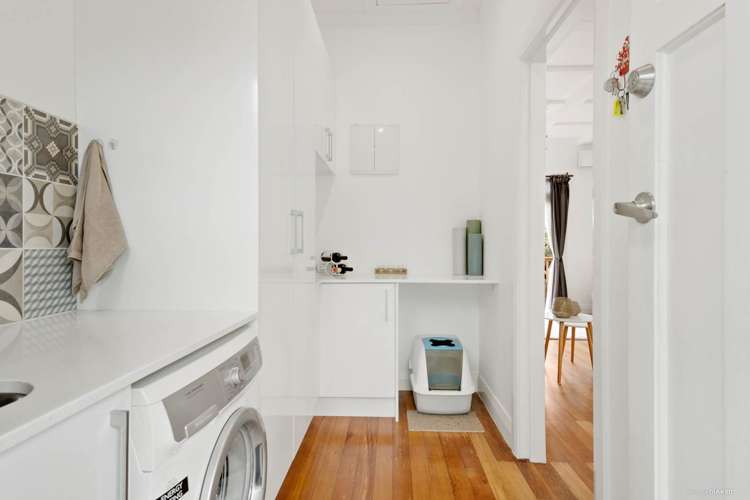 2/228a Blockhouse Bay Road Avondale_8