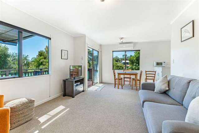 16 Trig Hill Road Onetangi_2