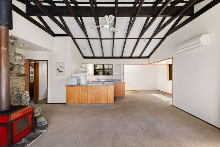 27 Avalon Crescent Fernhill/Sunshine Bay_7