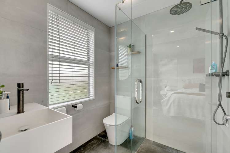 13a Main Road Titahi Bay_22