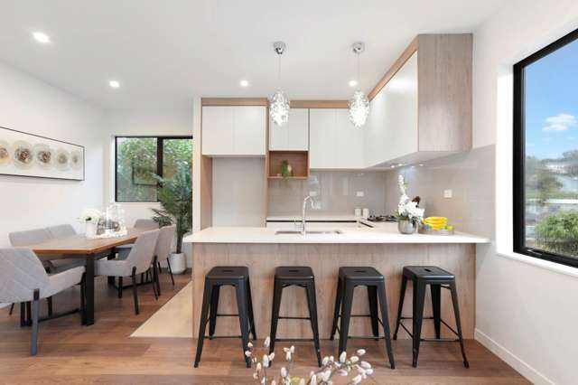 2/37 Garton Drive Massey_2