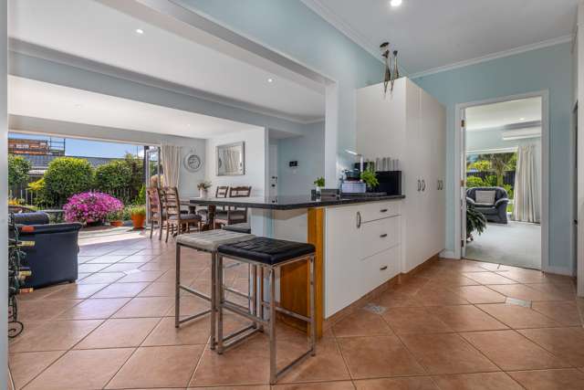 6 Leybourne Avenue Waikanae_2