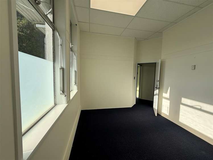 Ground Floor, 6 Hagley Street Porirua_9