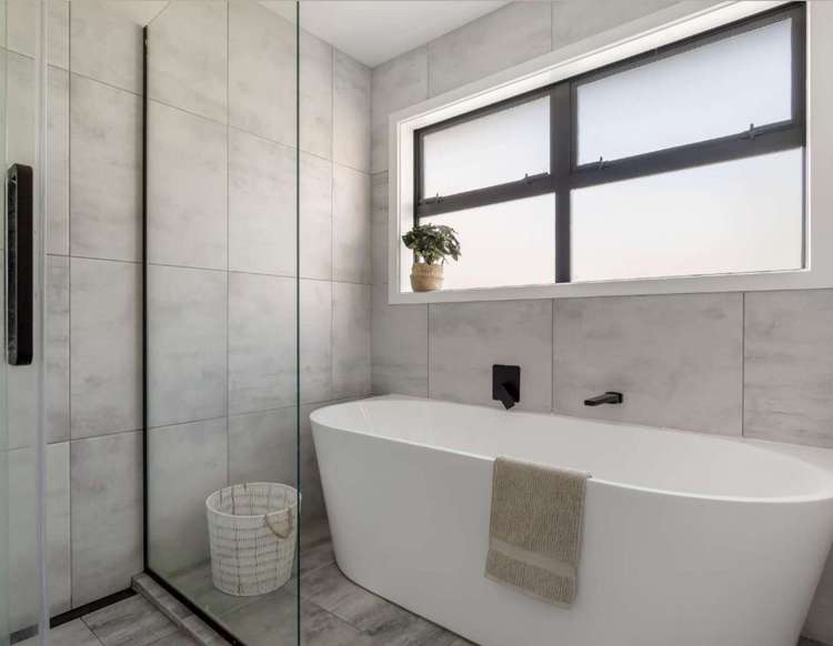 44 Lynmore Avenue Lynmore_11