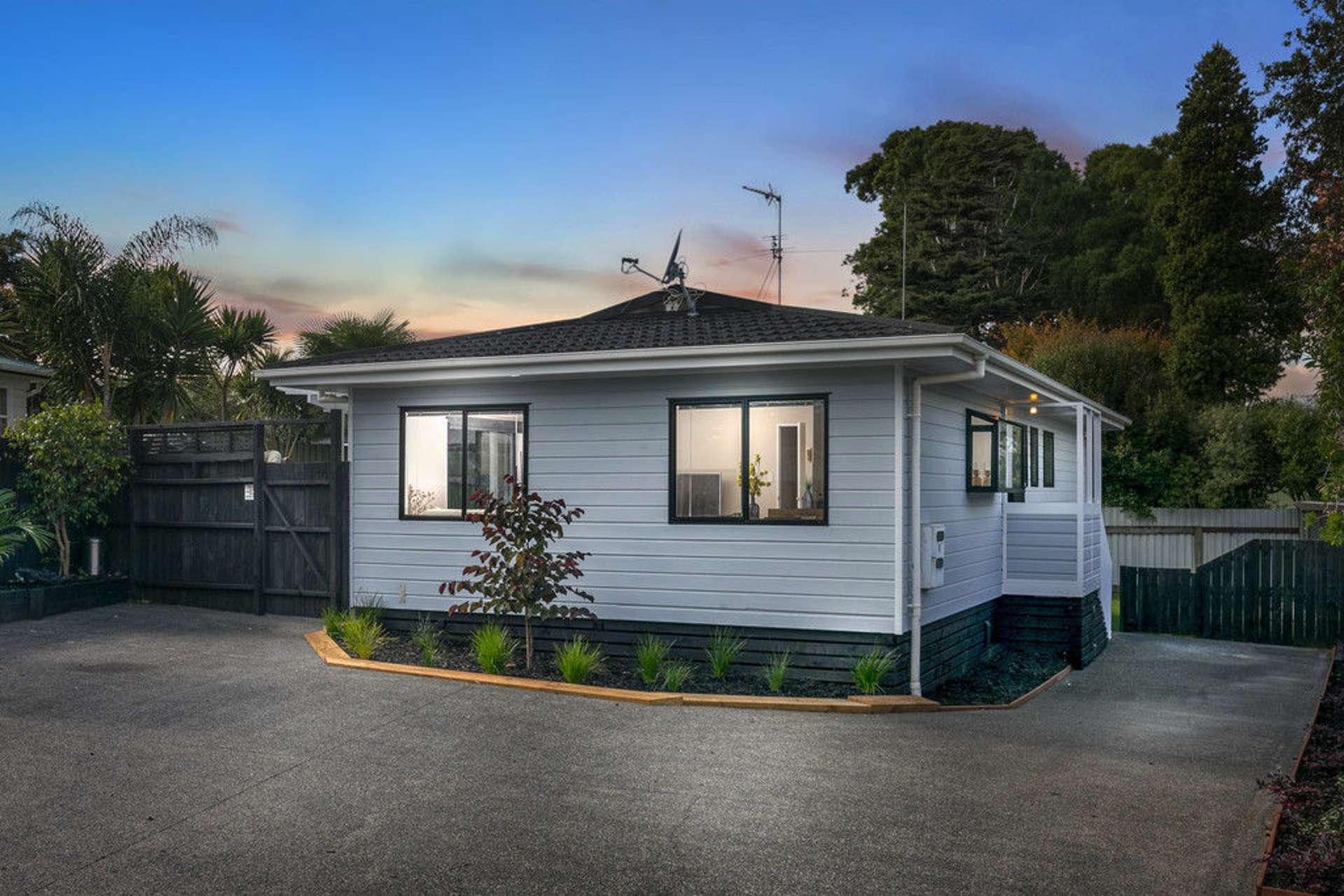 35e Youngs Road Papakura_0