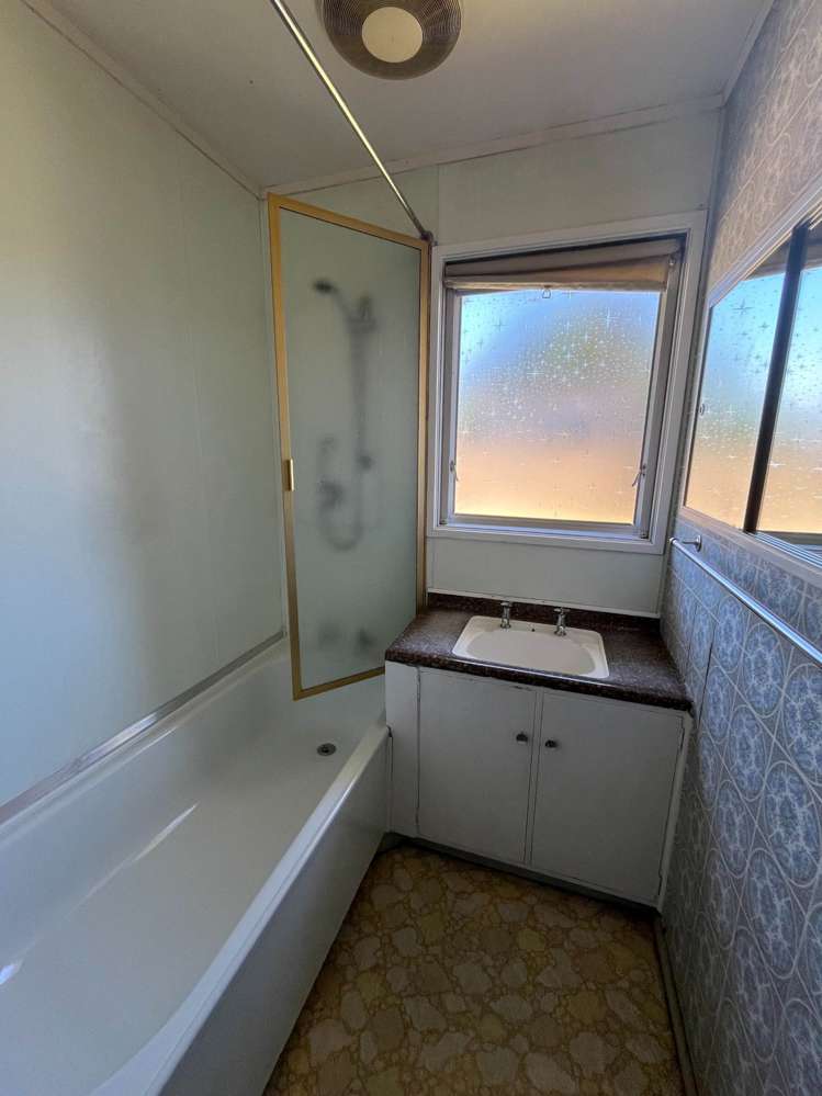 92b Clevedon Road Papakura_7