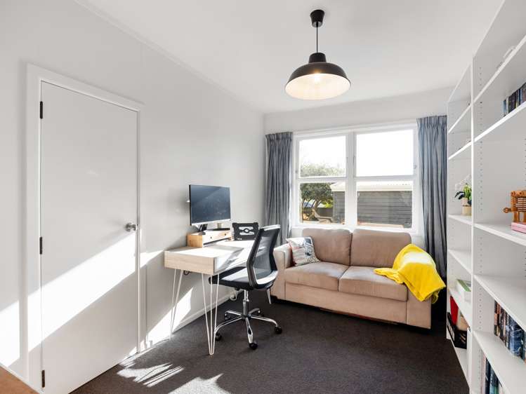 70 Houchens Road Glenview_9