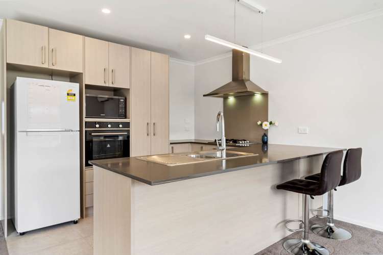 42 Whareatua Avenue Takanini_5