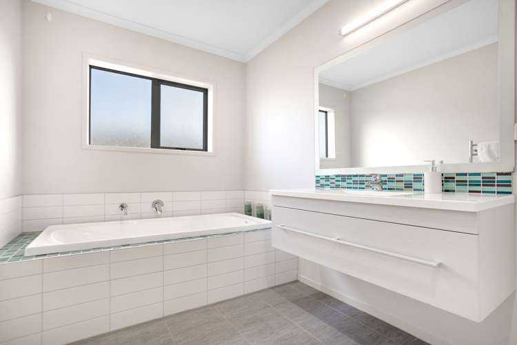 1 Bravo place Whitianga_24