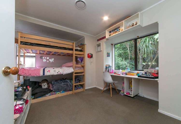 39 York Road Titirangi_5