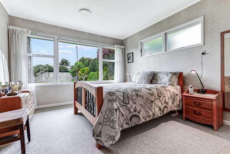 765 River Road Chartwell_14