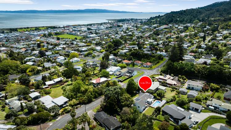 102 The Terrace Thames_25