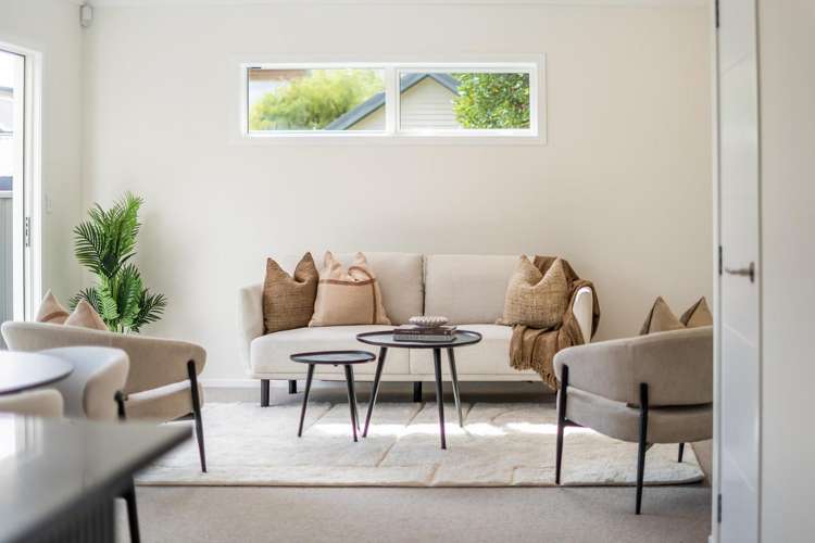 70d Heretaunga Square Silverstream_4