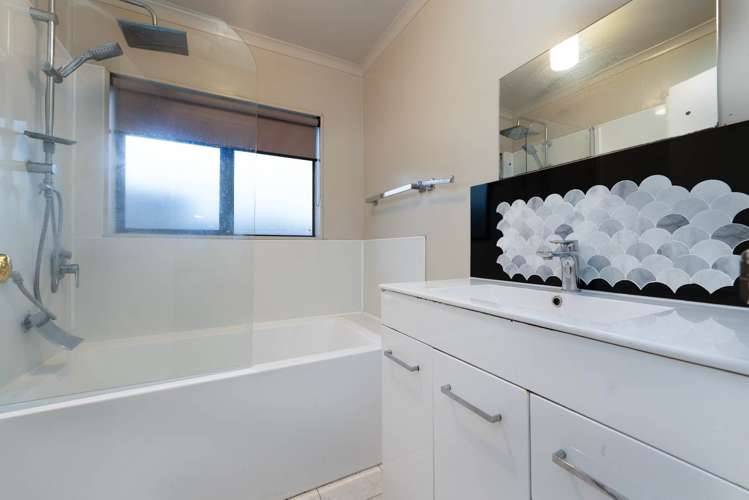 17 Portrush Lane Takanini_12