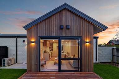 1-3/30 Clyde Road_4