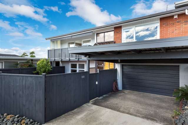 2/36 Exmouth Road Northcote_2