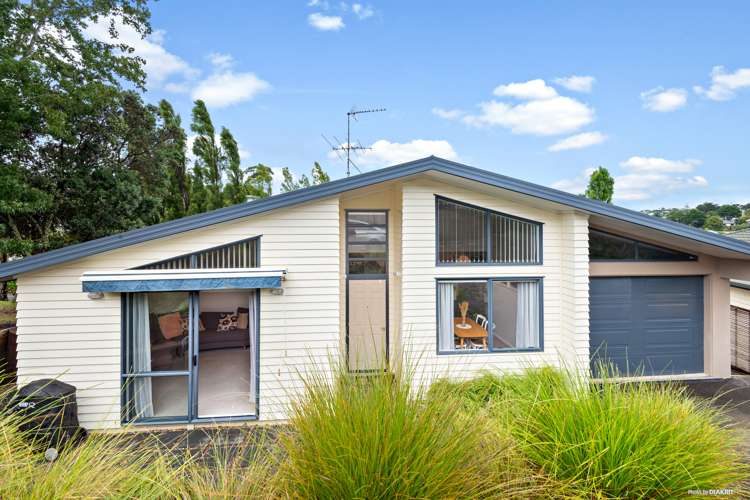 88c Brian Crescent Stanmore Bay_12