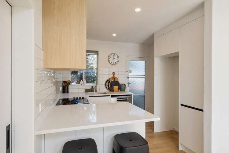 3/110 Richardson Road_3