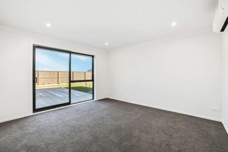15 Vitalia Crescent Lincoln_13