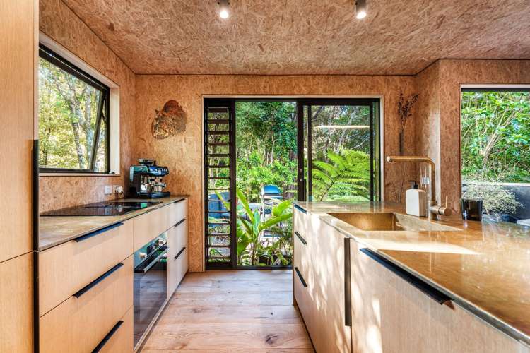 51 Okoka Road Omiha_12