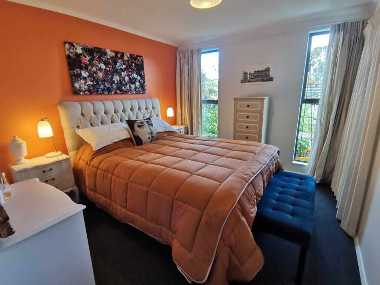 24 Cron Street Franz Josef Glacier_8