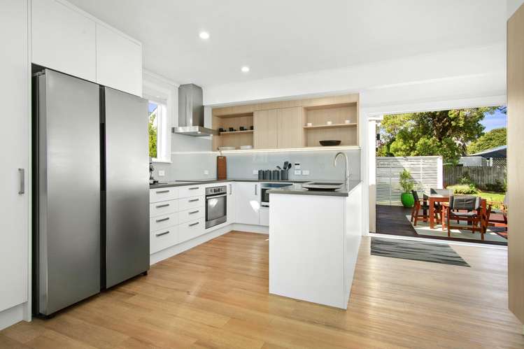 6 Sherwood Street Woburn_8