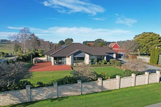 YOUR DREAM HOME AWAITS!