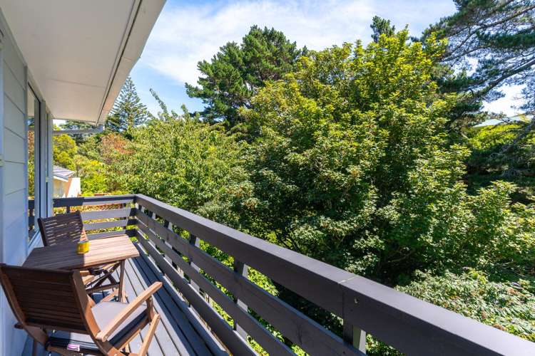 9 Cyril Way Paparangi_10