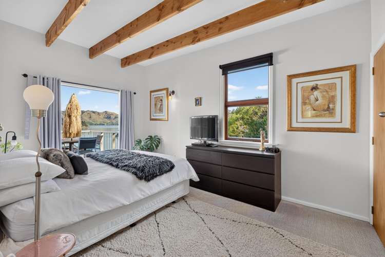 21 Bayview Road Charteris Bay_14