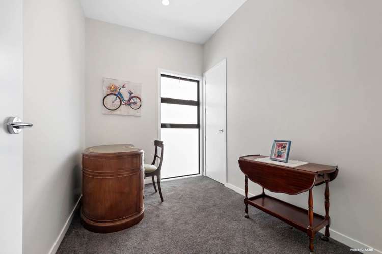 3/4165 Great North Road Glen Eden_11