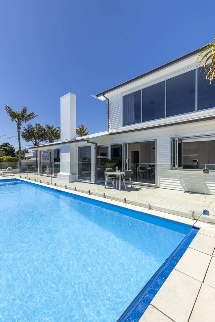 24 Nobs Line Strandon_5