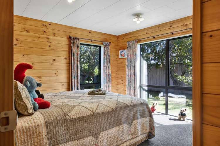 69 Egmont Street Hawera_13