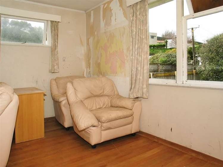 7 Massey Street Tawa_7