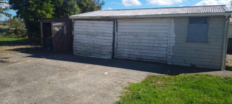 233 Parkhurst Road Parakai_15