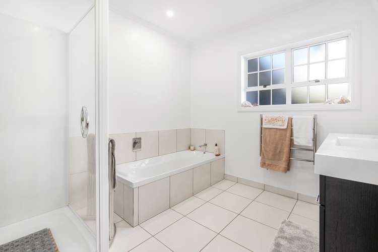 7 Tiffiney Place Chartwell_17