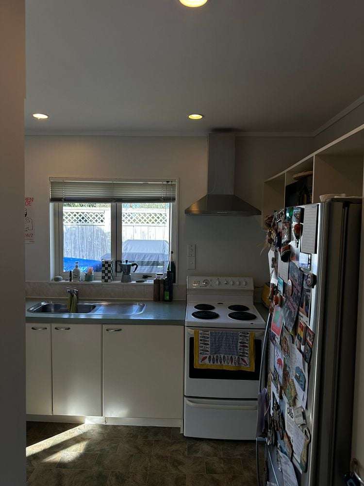 2/375 Wairau Road Totara Vale_12