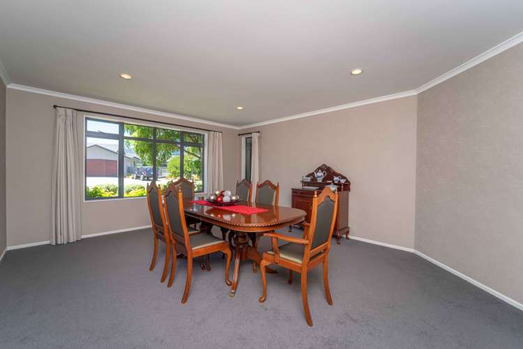 108 Aldinga Avenue Stoke_6