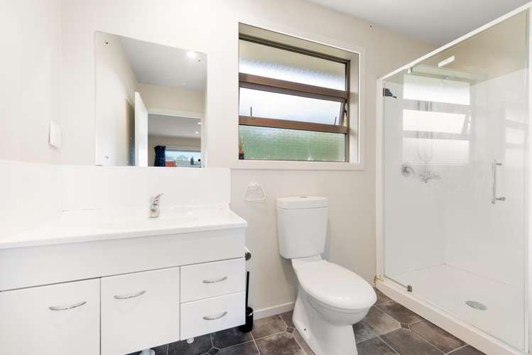 13a Oxford Street Gore Surrounds_8