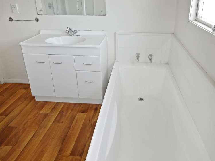 84 Seabury Avenue Foxton Beach_13