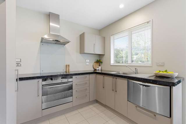 1/19 Lascelles Street St Martins_4